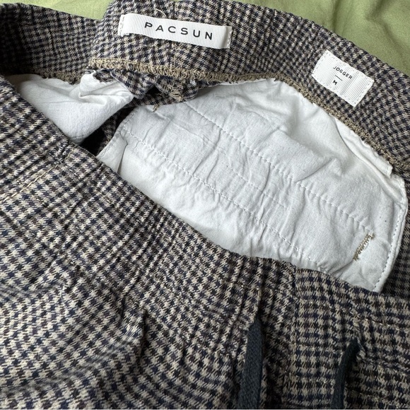 PacSun Women’s Micro-Check Joggers - Picture 12 of 12